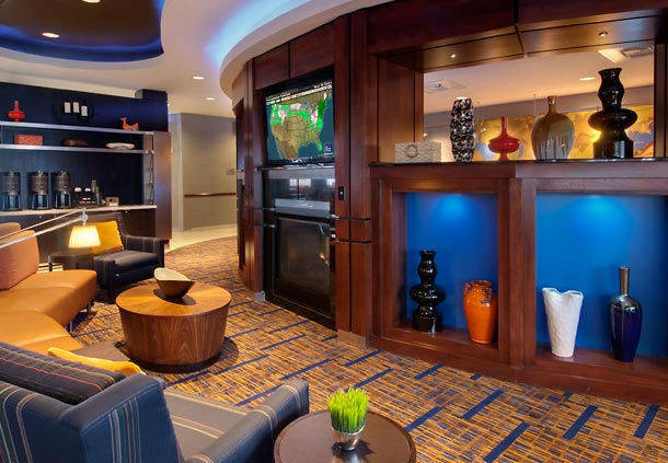 Courtyard By Marriott Madison East Hotel Ngoại thất bức ảnh